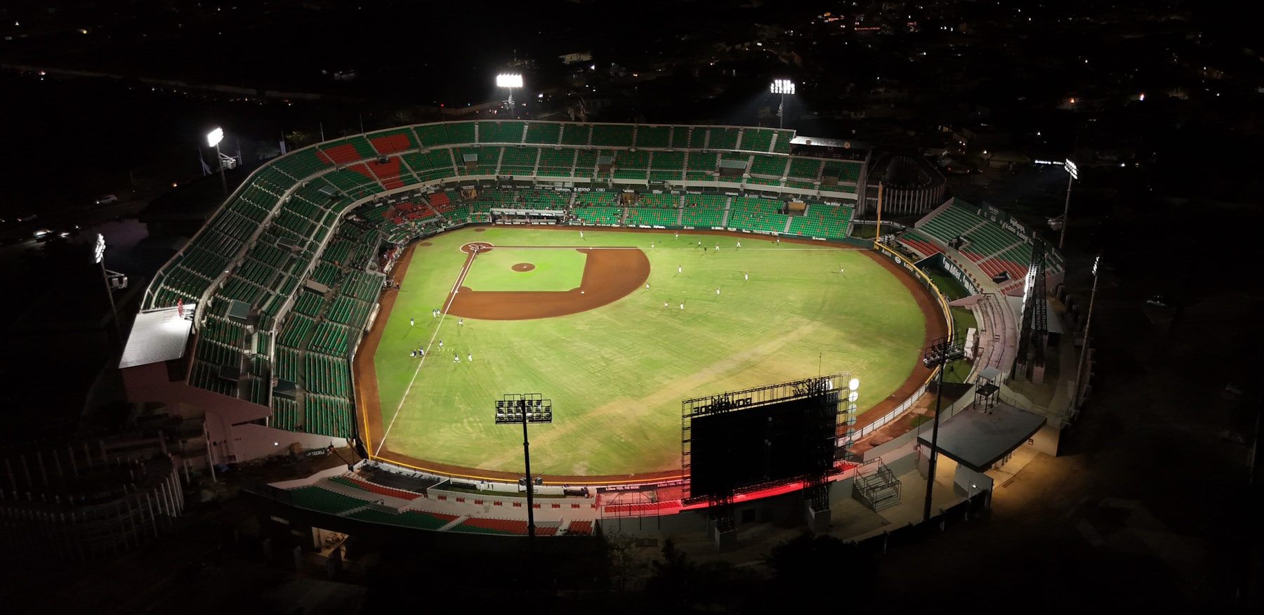 2026 KBO 후반기 경기 일정을 안내하는 야간 야구장 자료 사진