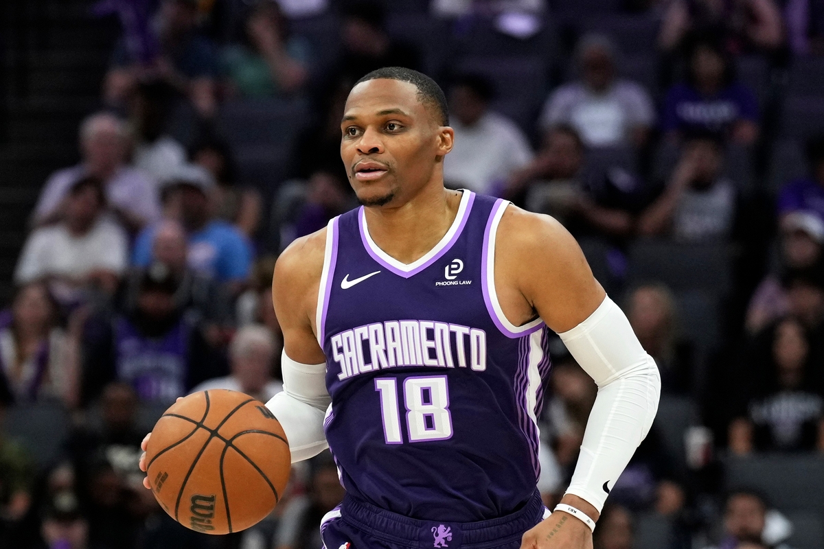 트리플더블의 역사를 새로 쓴 ‘전설’, 농구를 떠난다…웨스트브룩, NBA 18시즌 뛰고 은퇴 선언 원문 대표 이미지