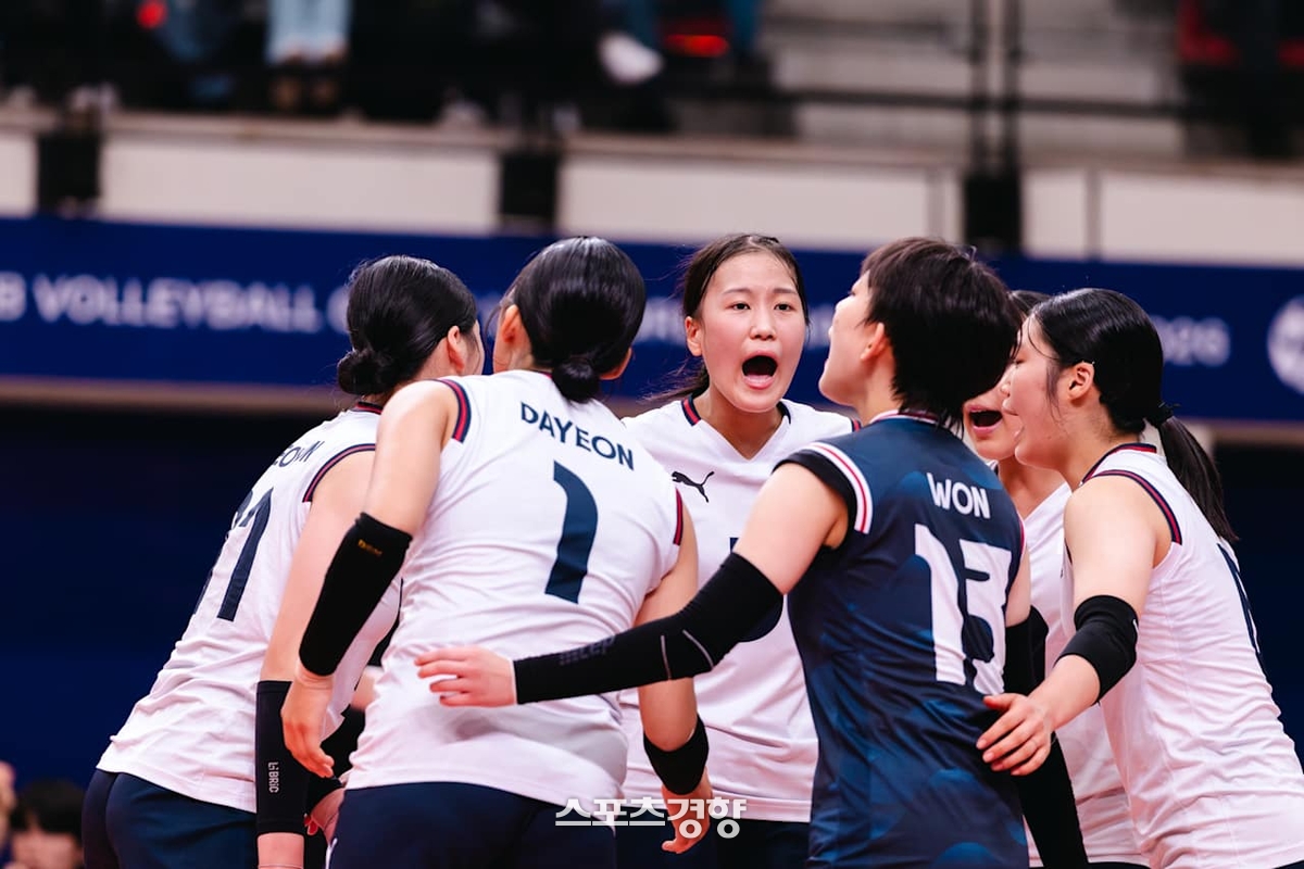 우승 후보였던 U-17 여자배구, 튀르키예에 패해 세계선수권 4강 진출 실패 원문 대표 이미지