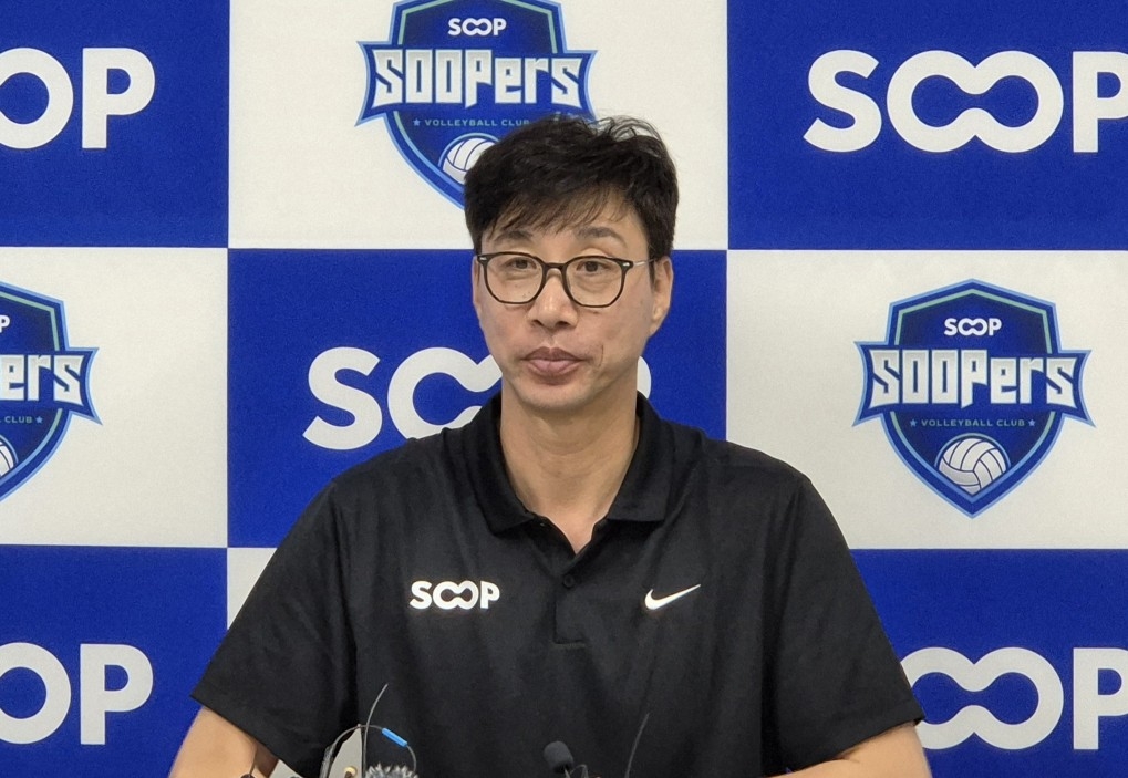 ‘숙제 산적’ 신생팀 SOOP에도 ‘세진 매직’ 통할까···김세진 초대 감독 “동네 배구 NO, 부끄럽지 않은 팀 만들겠다” 원문 대표 이미지