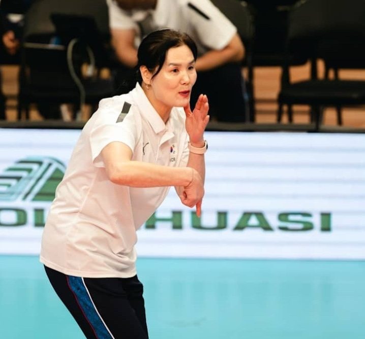 “들뜨지 말고, 초심 잃지 않아야”…‘리틀 김연경’ 제자 향한 스승의 진심 어린 조언 원문 대표 이미지