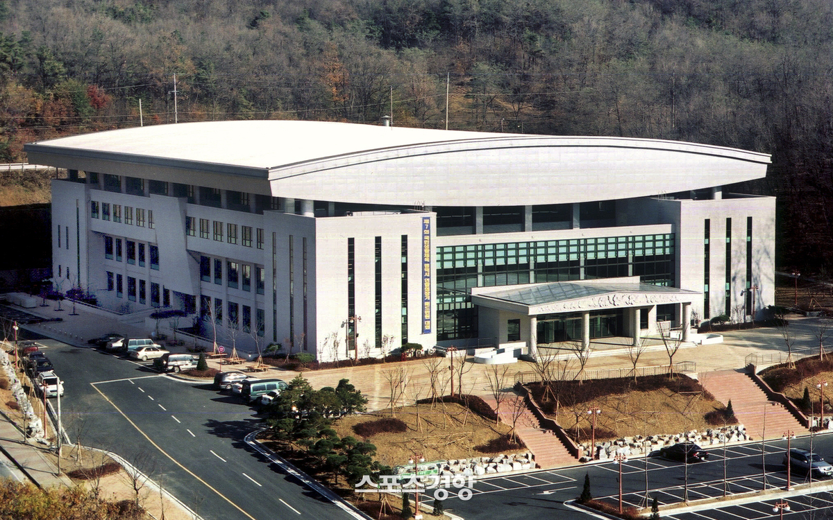 ‘떠돌이 생활’ KB손해보험, 2026~2027시즌 홈은 평택 이충문화체육센터 원문 대표 이미지