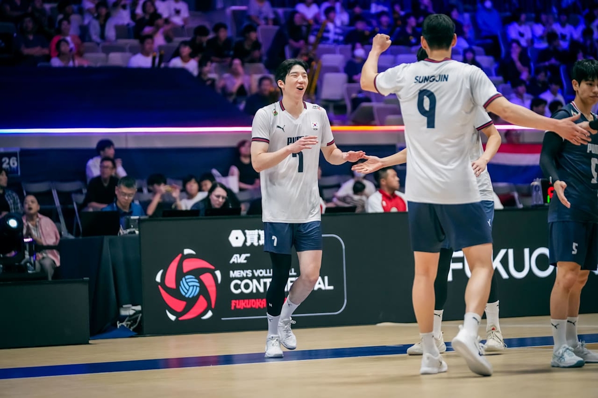 허수봉 25득점 올렸지만…남자배구, 박기원 감독의 태국에 2-3으로 패배→카타르 꺾어야 8강 진출 원문 대표 이미지