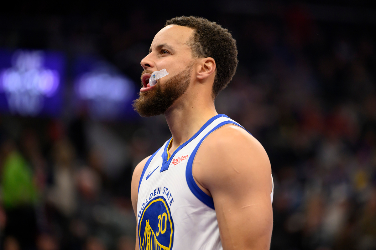 커리, GSW와 2년 더 동행한다…총액 1600억원에 재계약 원문 대표 이미지